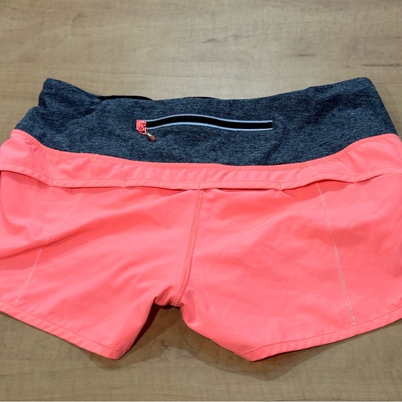 Lululemon Athletica  running ladies shorts size 4 - Picture 2 of 2